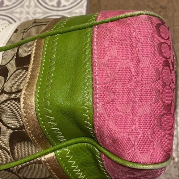 Beautiful Spring COACH Bag - Picture 7 of 7